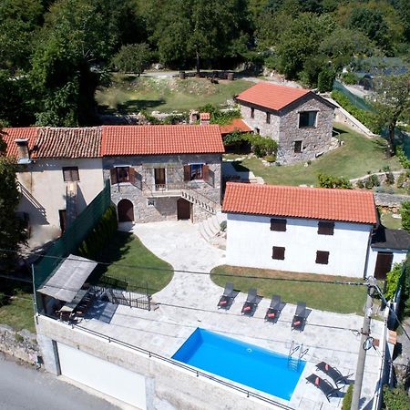 Appartement Casa Storia & Casa Antica à Veprinac Extérieur photo